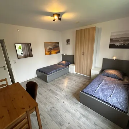 Schoene In - Koenigsdorf Bm01 Bis Bm05 아파트 프레첸