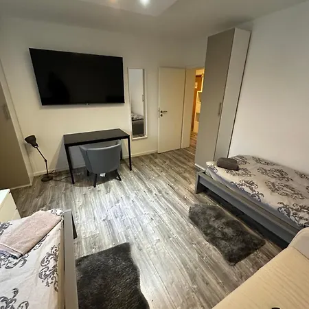 Schoene Apartments In Frechen - Koenigsdorf Bm01 Bis Bm05 * フレッヒェン