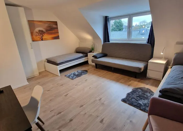 Schoene In - Koenigsdorf Bm01 Bis Bm05 Apartamento Frechen