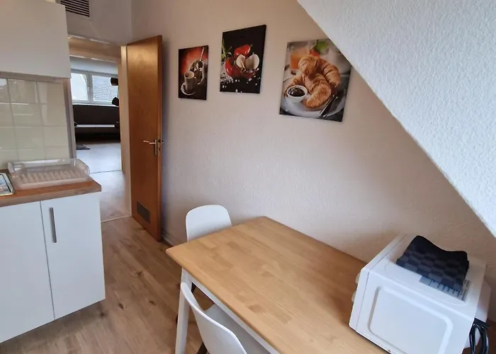 Schoene In - Koenigsdorf Bm01 Bis Bm05 Apartamento Frechen