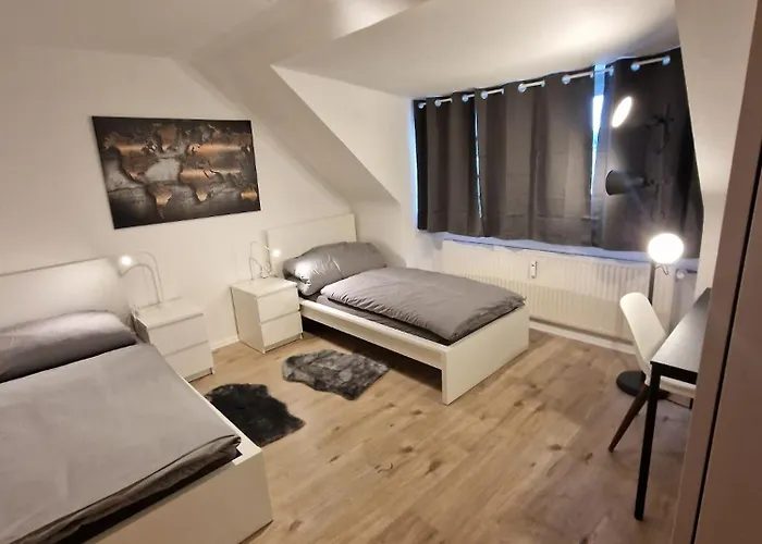 Schoene In - Koenigsdorf Bm01 Bis Bm05 Apartamento Frechen